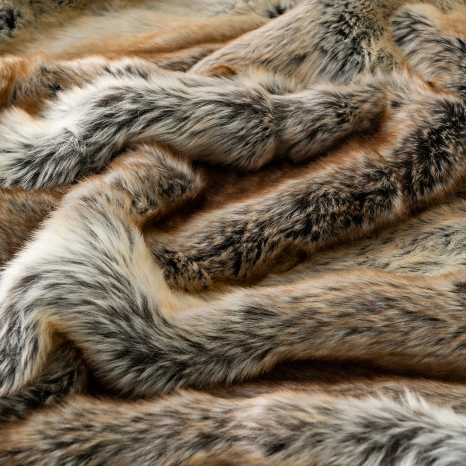 Battilo Brown Faux Fur Blanket Luxury Fluffy Plaid Throw Blanket Winter Thick Warm Plush Blanket Fur Throws for Bedroom Decor