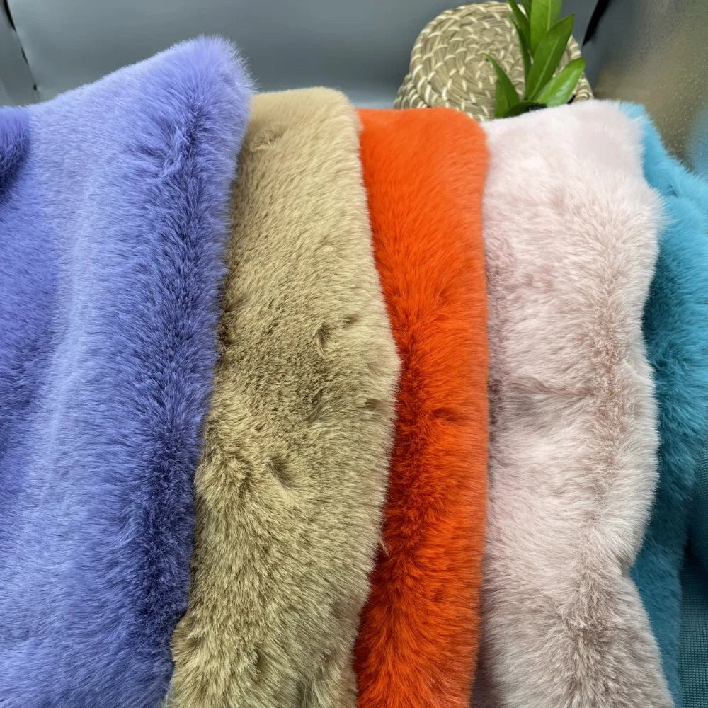2cm Thick Imitation Otter Rabbit Long Plush Fabric for Encryption Doll Hair Counter Display Background Soft Cloth Sew Material