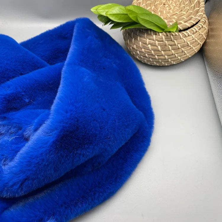 2cm Thick Imitation Otter Rabbit Long Plush Fabric for Encryption Doll Hair Counter Display Background Soft Cloth Sew Material