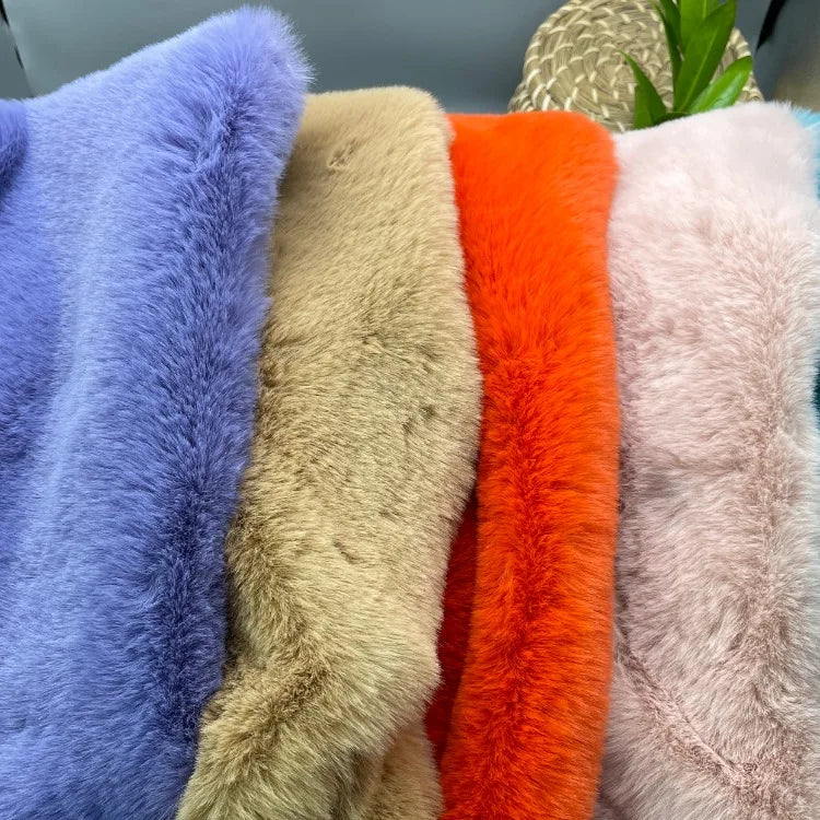 2cm Thick Imitation Otter Rabbit Long Plush Fabric for Encryption Doll Hair Counter Display Background Soft Cloth Sew Material