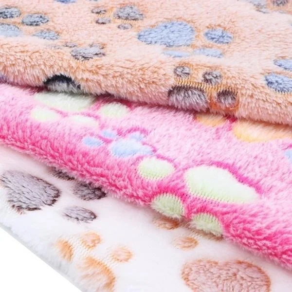 Dog Blankets Cat Soft Fluffy Fleece Pet Blanket Warm Cute Print Design Puppy Kitten Doggy Paw Small